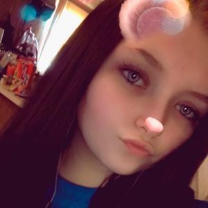 Meet your Posher, Makayla